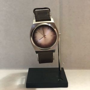 ⌚️Nixon time teller⌚️